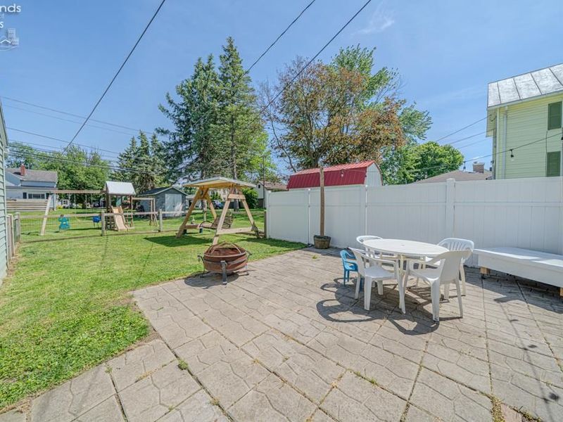 541 Fourth Street, Fremont, OH 43420 Photo 7