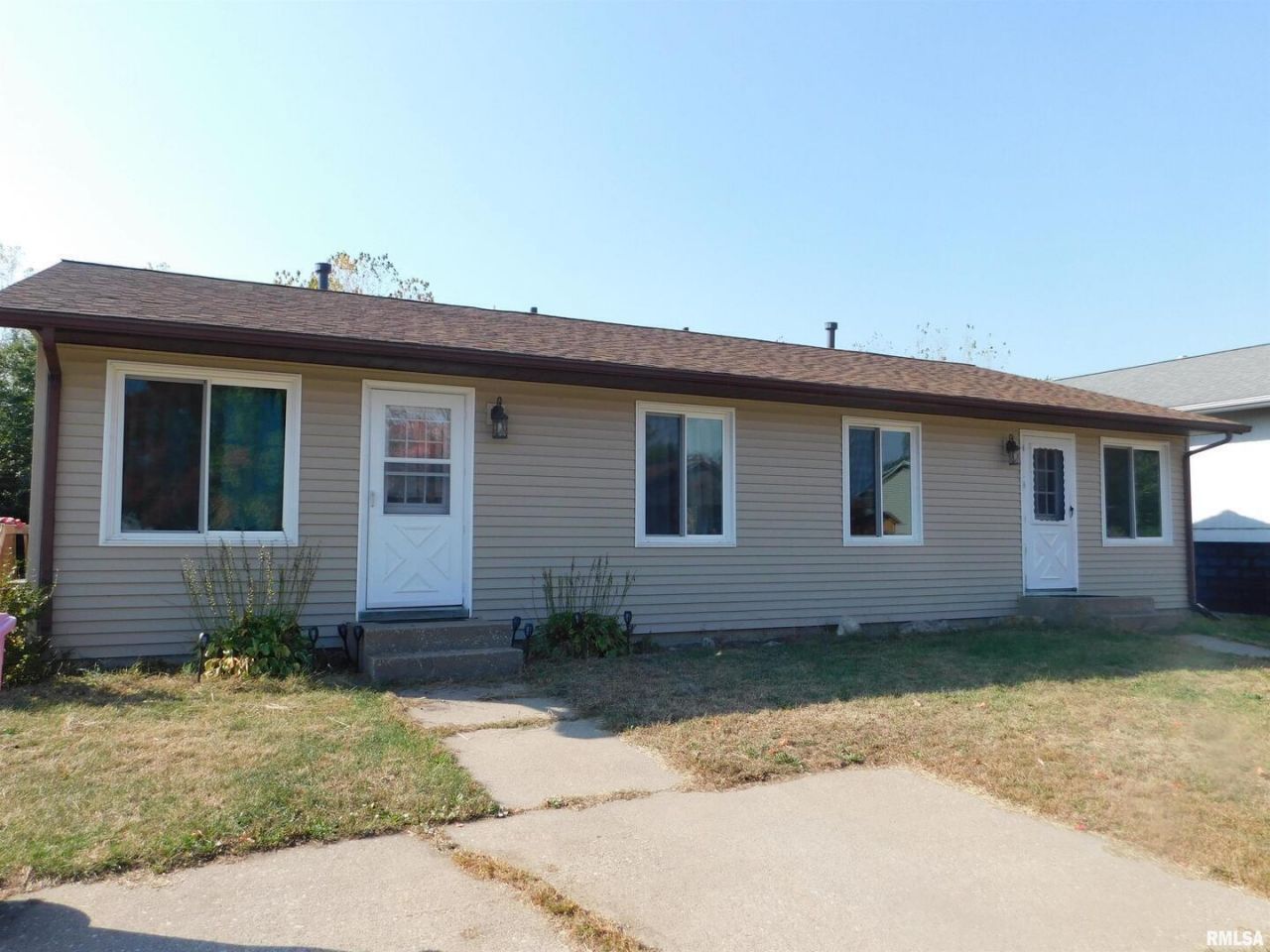 737 9th Street, Colona, IL 61241 Main Photo