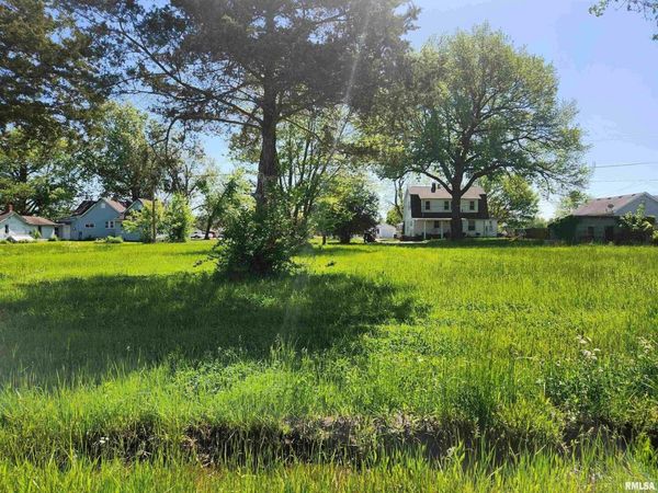 436 N East Railroad Street, Ashley, IL 62808