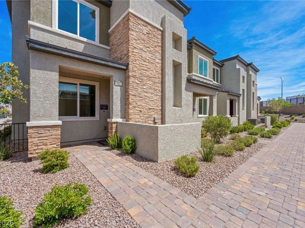 242 Freeport View Place , Henderson, NV 89011