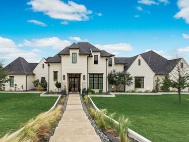 12408 Bella Pace Drive, Fort Worth, TX 76126