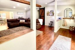 1043 Eau Claire Drive photo 4