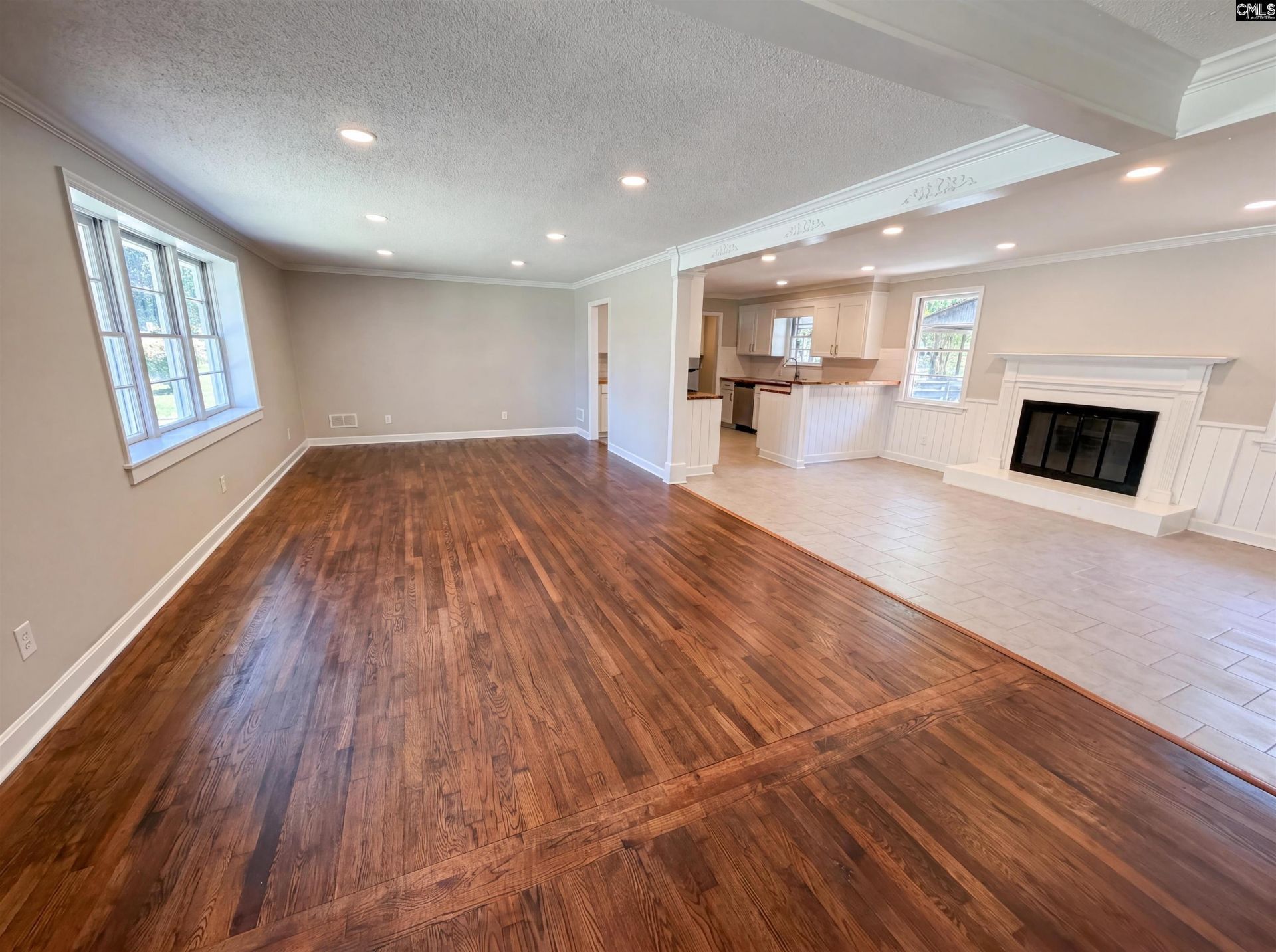 1817 Neptune Drive Photo 7
