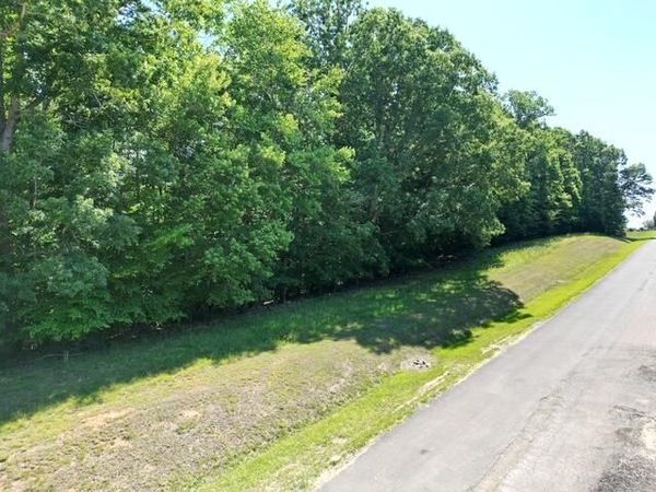 00 Sassafras CT , Moneta, VA 24121