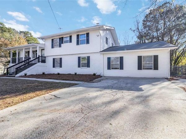 1535 Lake Jodeco Road, Jonesboro, GA 30236
