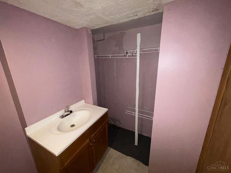 7260 Osceola Drive, Cincinnati, OH 45243 Photo 14