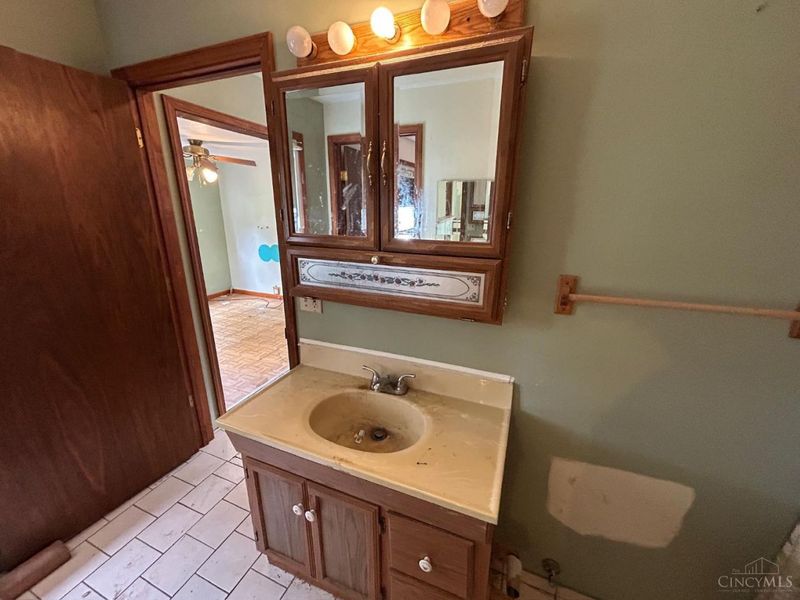 7260 Osceola Drive, Cincinnati, OH 45243 Photo 43