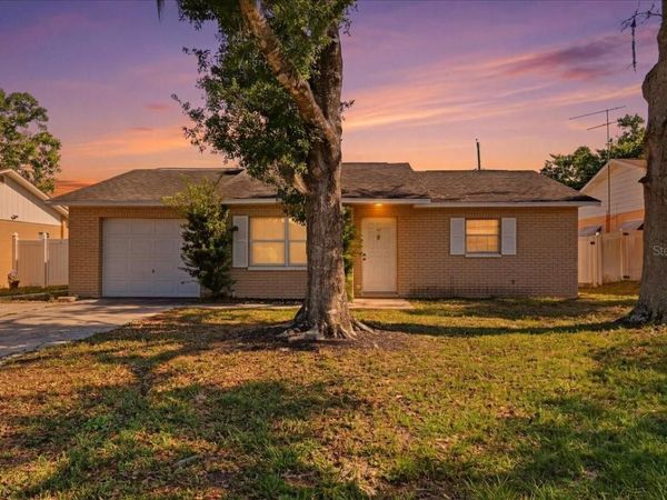 4624 WISTERIA DRIVE , ZEPHYRHILLS, FL 33542