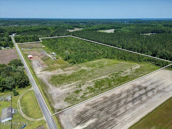 818 Tolers Avenue, Blounts Creek, NC 27814
