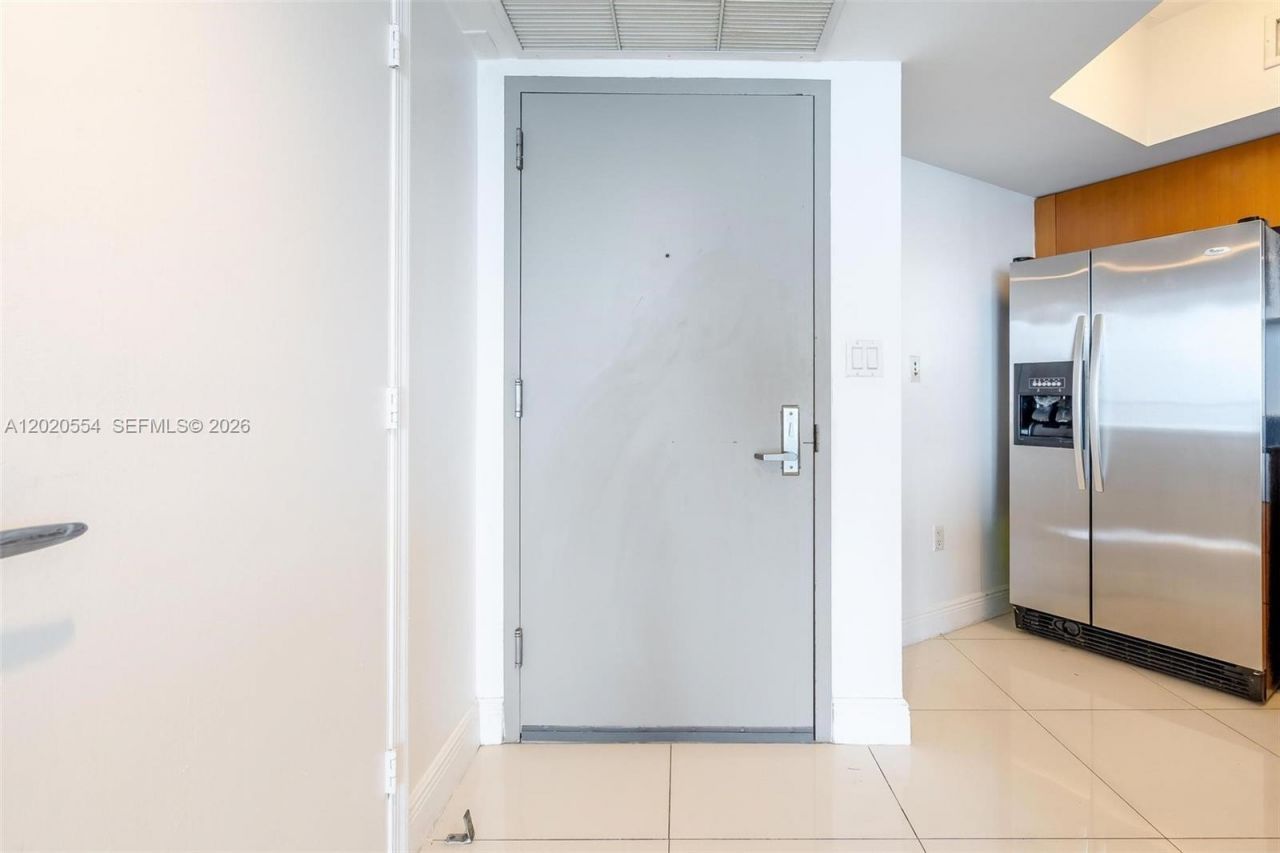 1750 N Bayshore Dr, Unit 4901, Miami, FL 33132 Photo