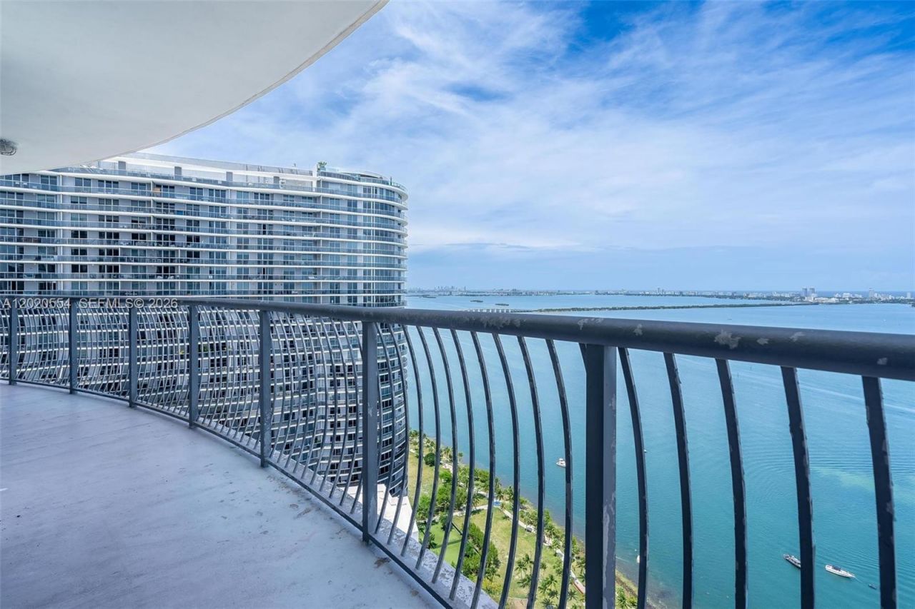 1750 N Bayshore Dr, Unit 4901, Miami, FL 33132 Photo