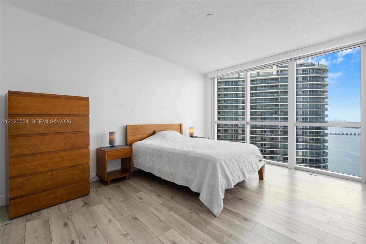 1750 N Bayshore Dr, Unit 4901, Miami, FL 33132 Photo