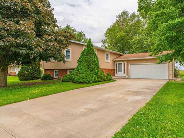 408 S EASTERN Avenue, Minier, IL 61759