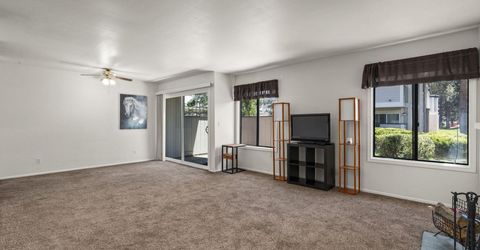 2495 Sycamore Glen Drive, Unit #5, Sparks, NV 89434 Photo