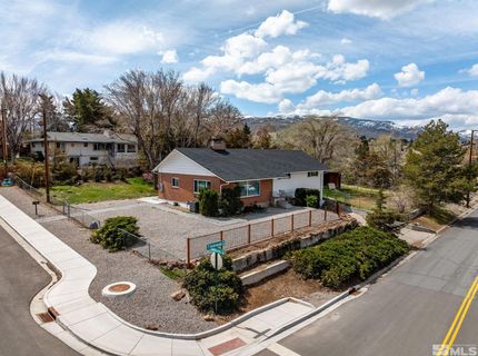 2315 Armstrong Lane, Reno, NV 89509 Photo