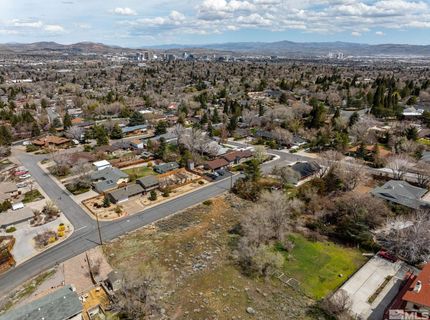 2315 Armstrong Lane, Reno, NV 89509 Photo