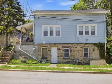 13 Mill Street, Le Roy, NY 14482
