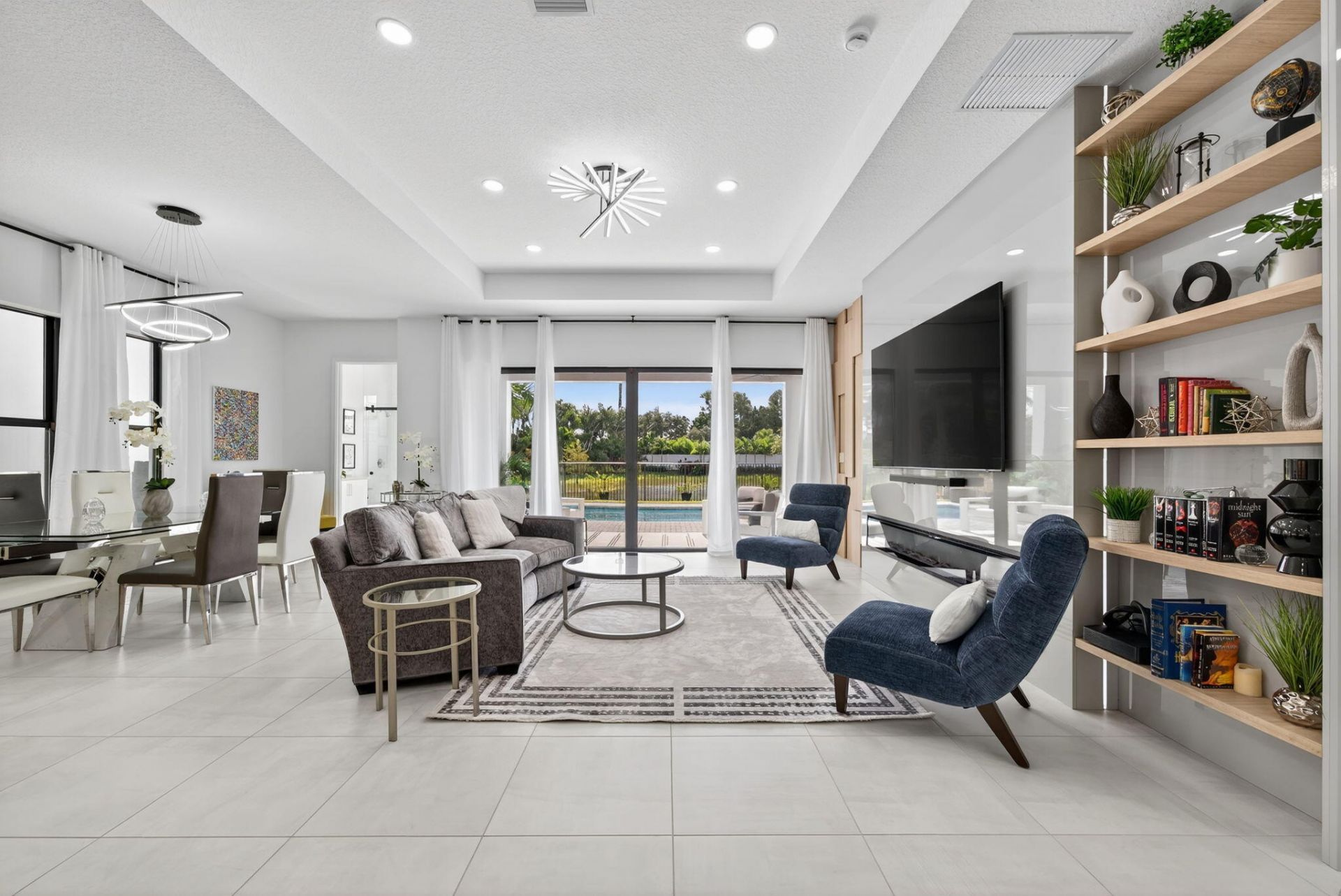 8252 Essex Country Club Drive, Boca Raton, FL 33434 Photo