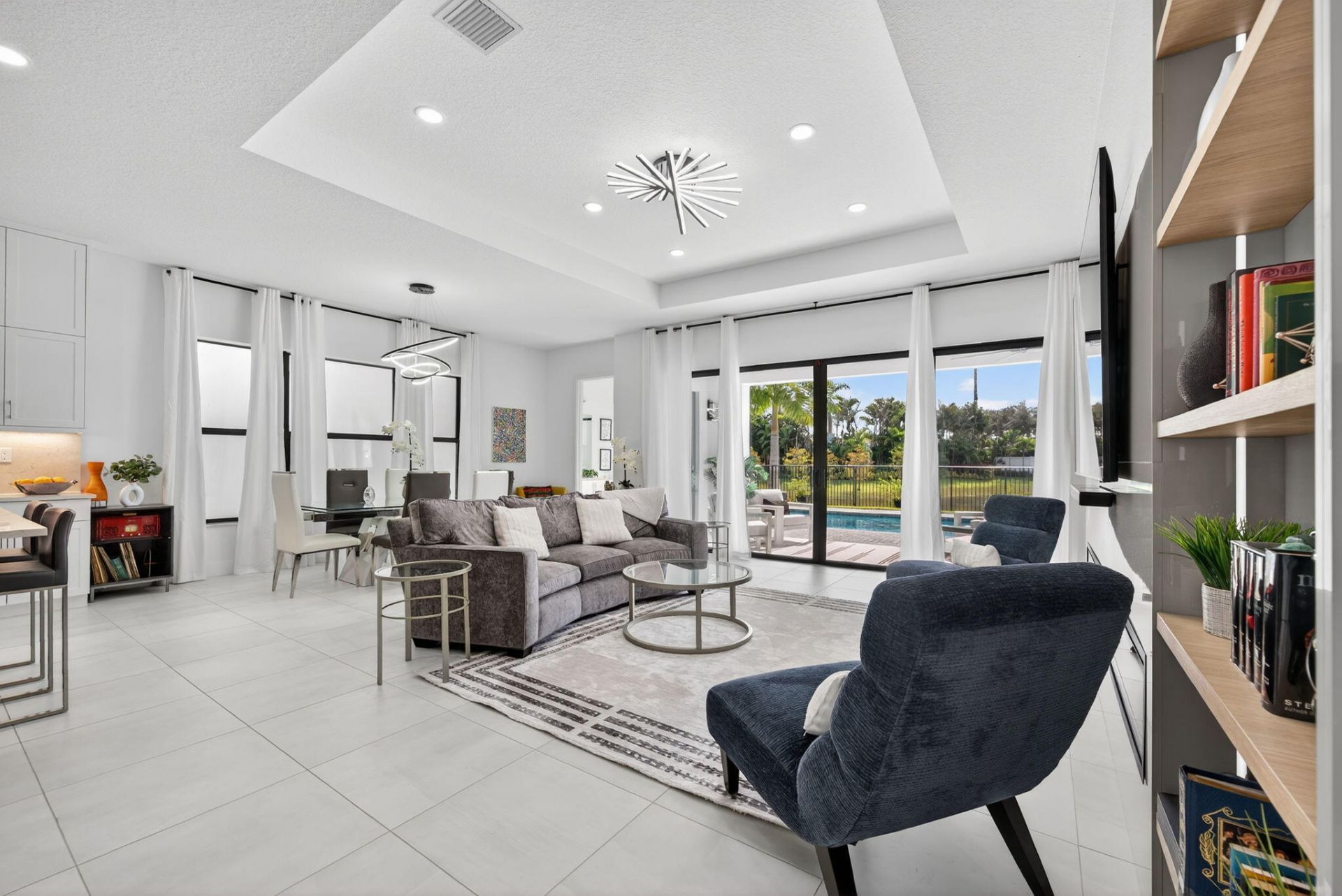 8252 Essex Country Club Drive, Boca Raton, FL 33434 Photo