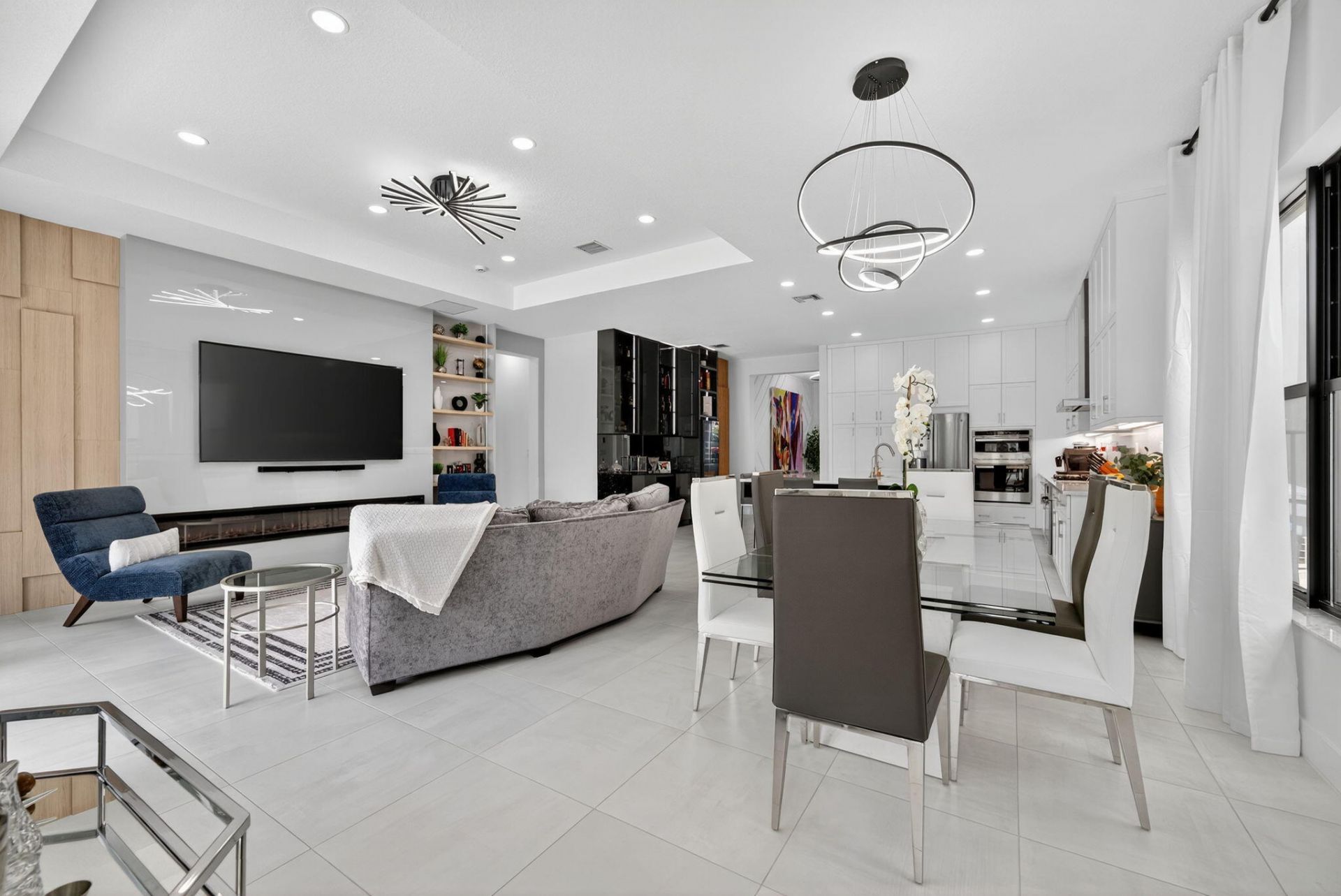 8252 Essex Country Club Drive, Boca Raton, FL 33434 Photo