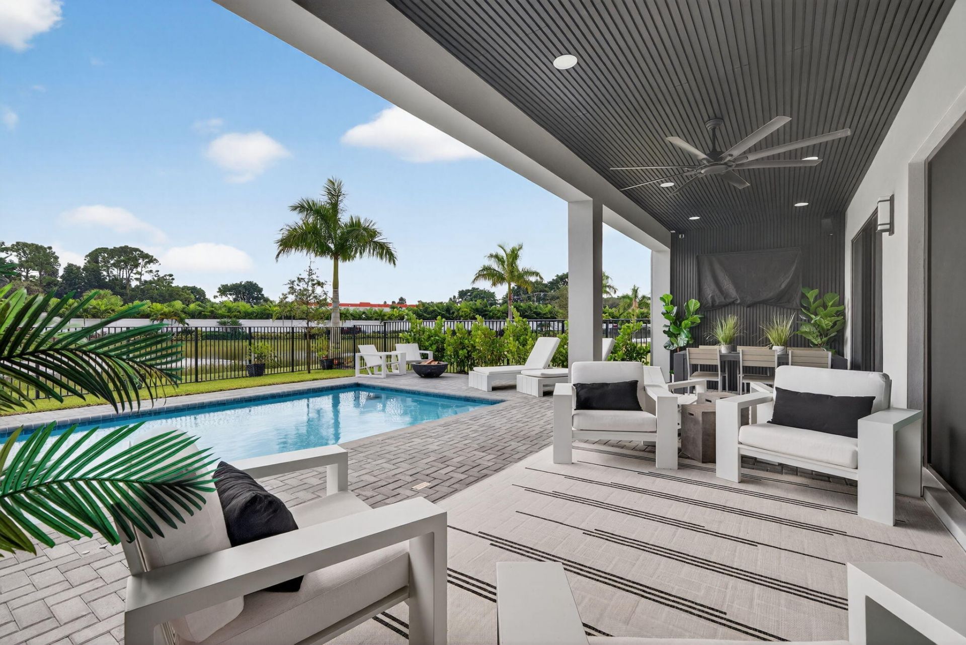 8252 Essex Country Club Drive, Boca Raton, FL 33434 Photo