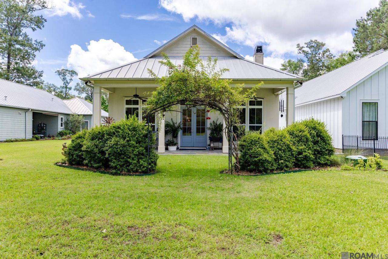 6023 Clayton Ct, Saint Francisville, LA 70775 Main Photo
