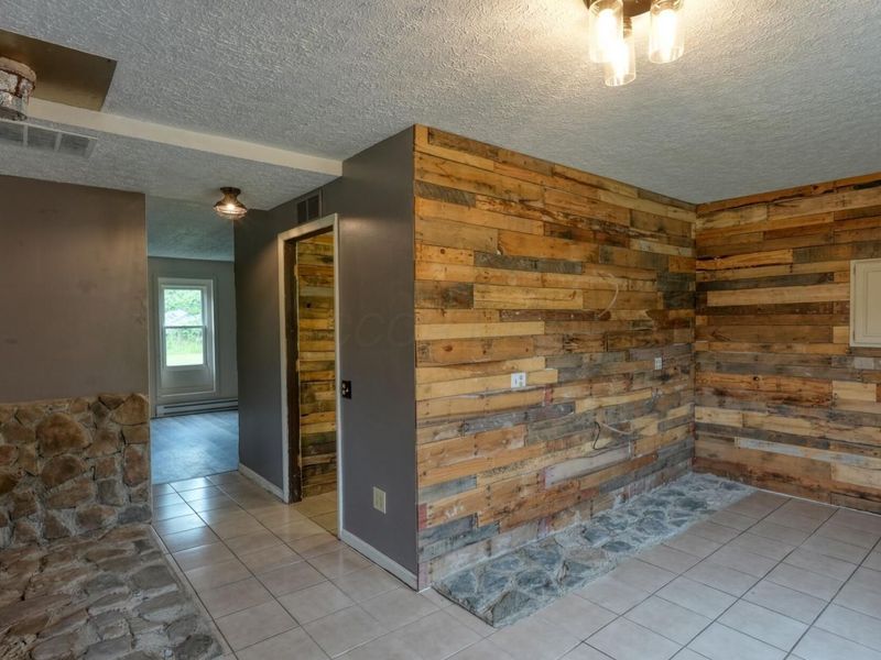 280 Virginia Ridge Road , Philo, OH 43771 Photo 5