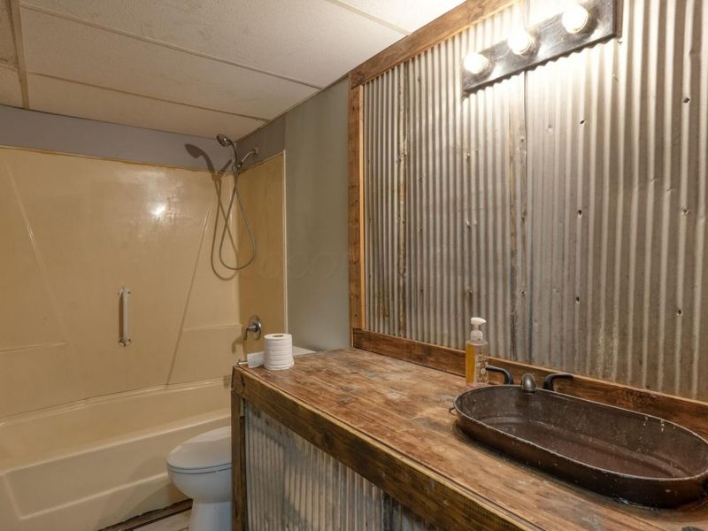 280 Virginia Ridge Road , Philo, OH 43771 Photo 6