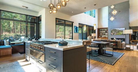 181 Redding Way, Carson City, NV 89705 Photo