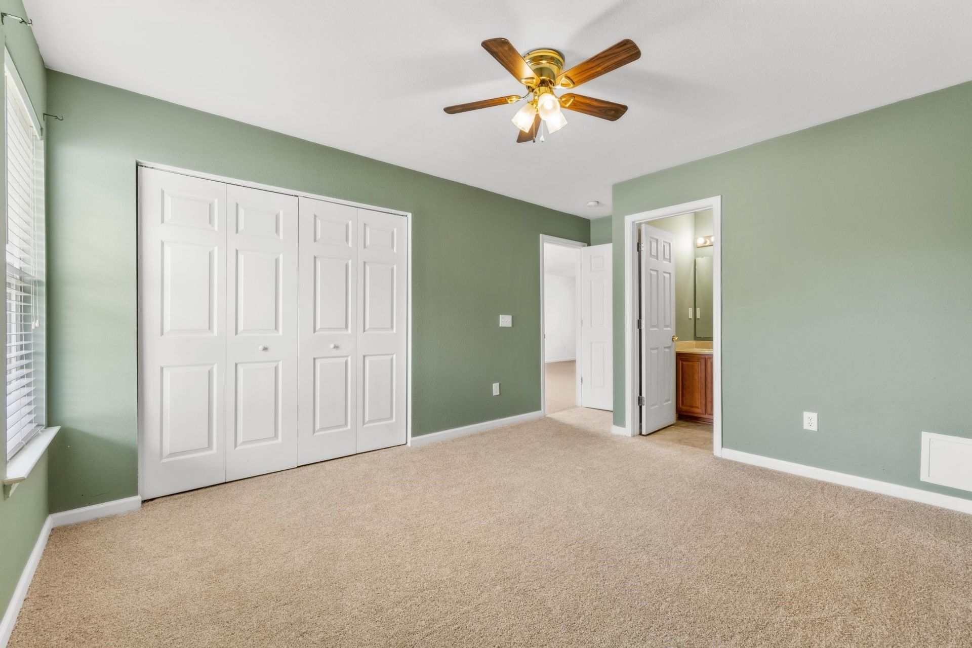 395 Thistle Ln. Photo 29
