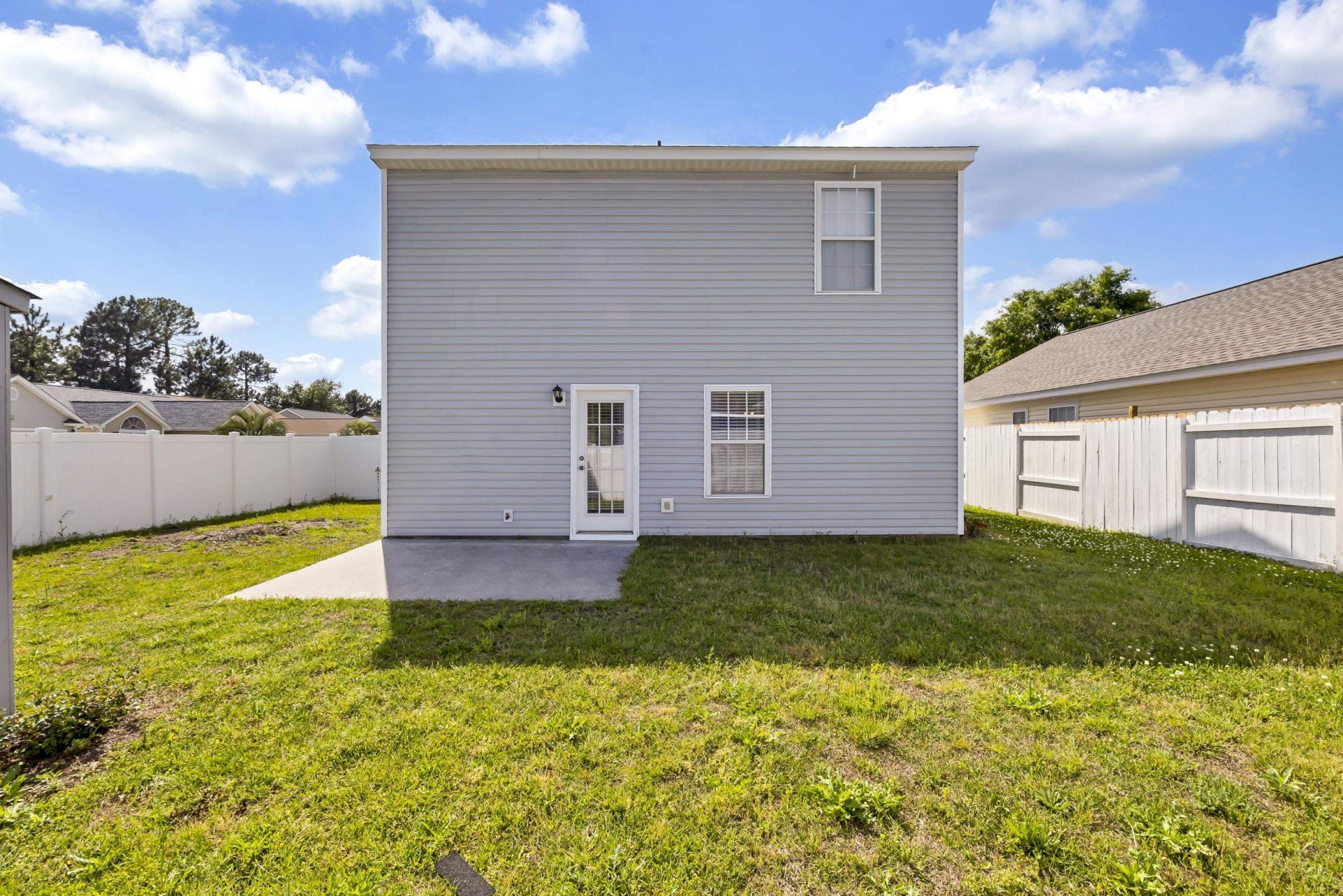 395 Thistle Ln. Photo 33