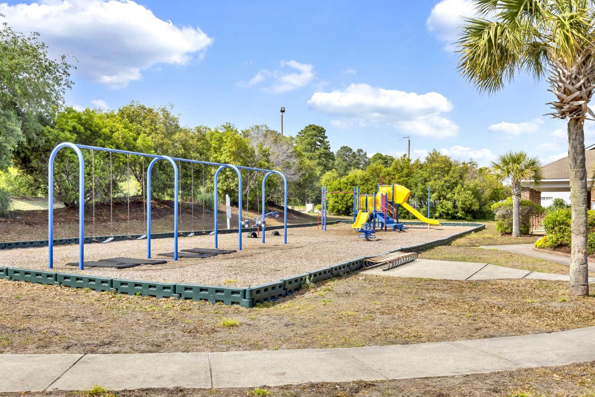 395 Thistle Ln. Photo 48