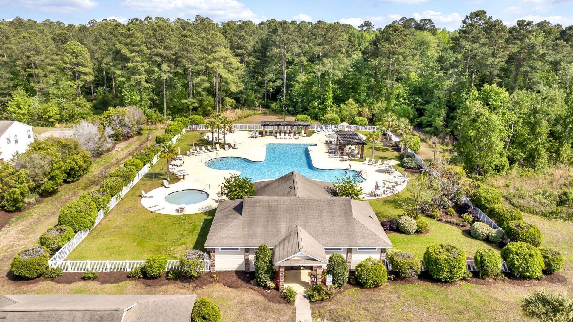 395 Thistle Ln. Photo 50