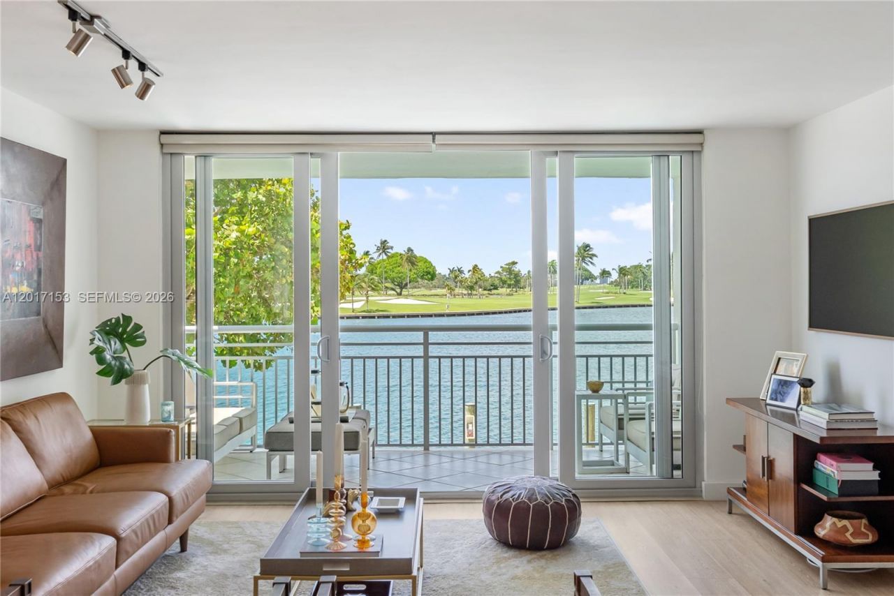 9250 W Bay Harbor Dr, Unit 2A, Bay Harbor Islands, FL 33154 Photo