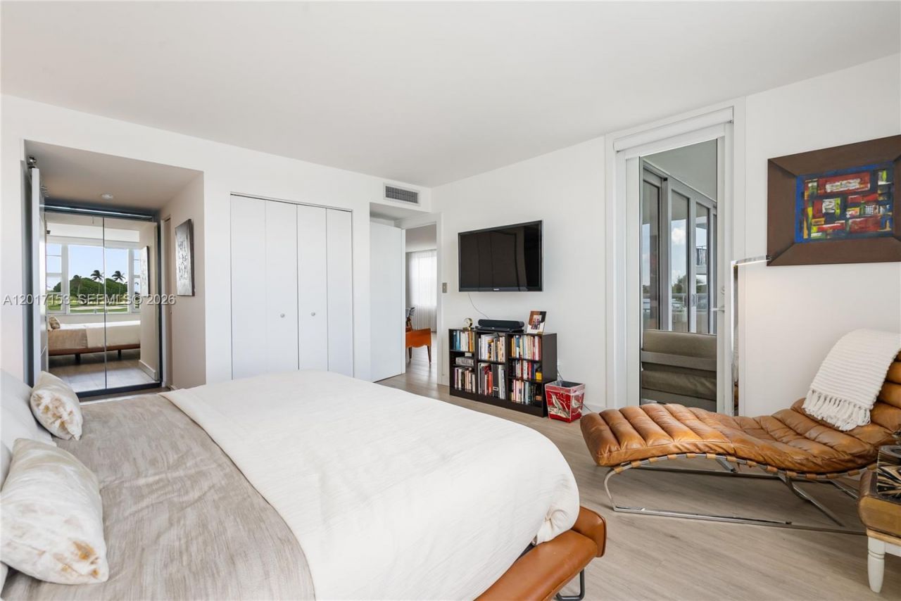 9250 W Bay Harbor Dr, Unit 2A, Bay Harbor Islands, FL 33154 Photo