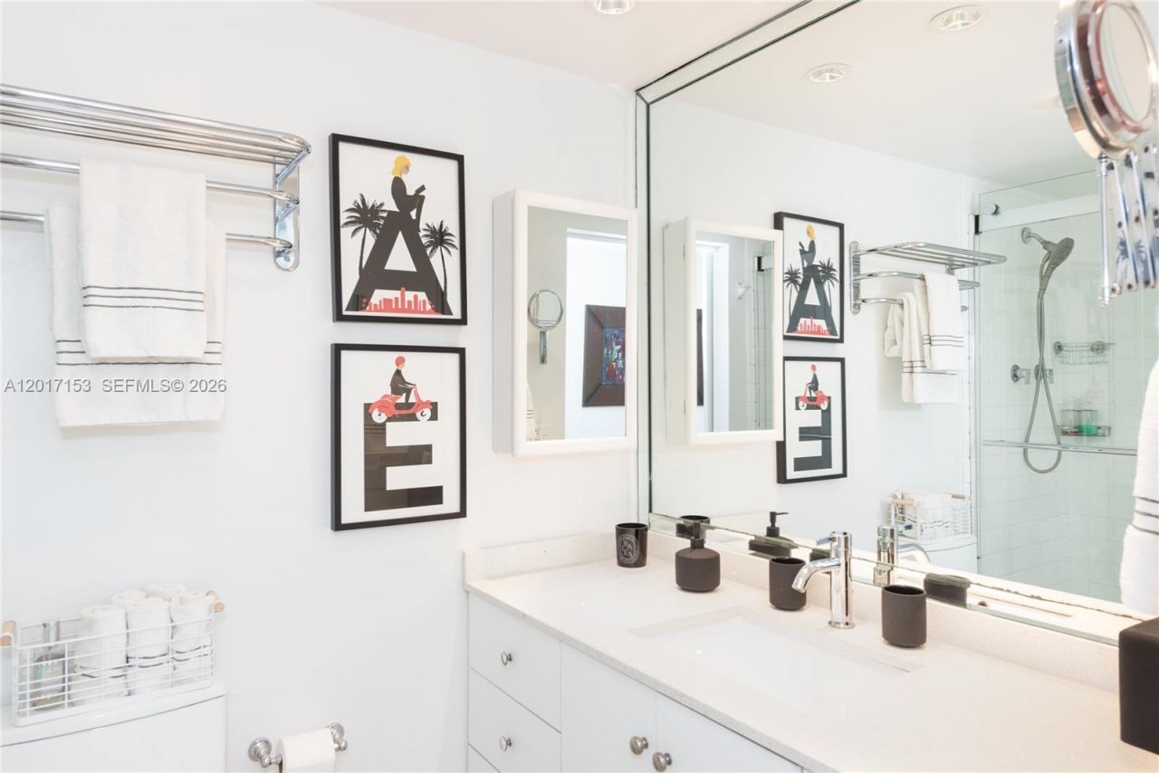 9250 W Bay Harbor Dr, Unit 2A, Bay Harbor Islands, FL 33154 Photo