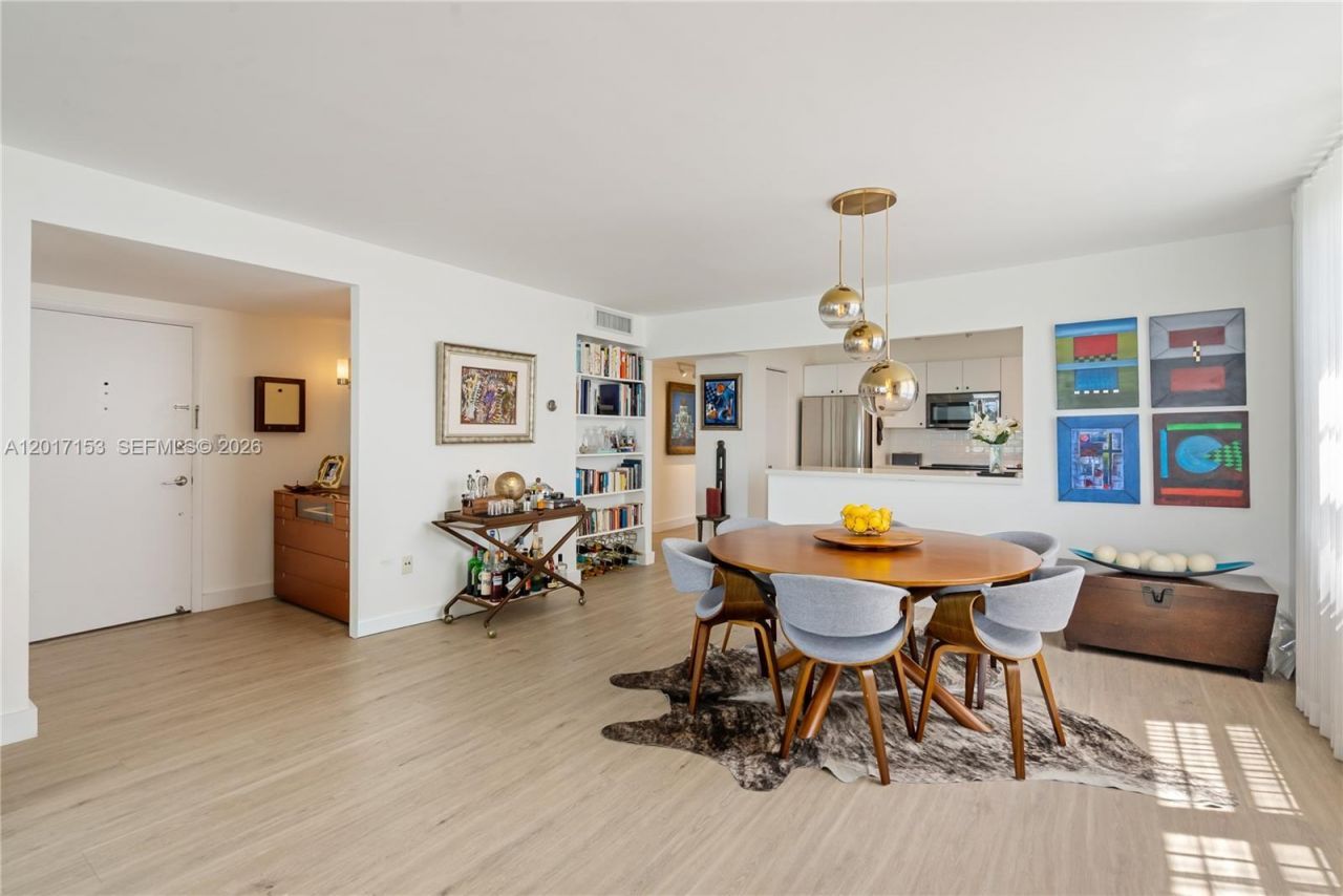 9250 W Bay Harbor Dr, Unit 2A, Bay Harbor Islands, FL 33154 Photo