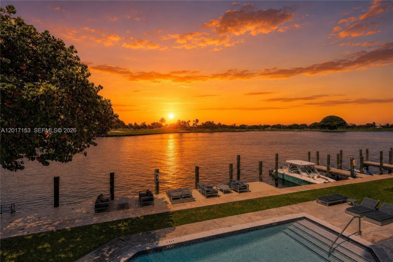 9250 W Bay Harbor Dr, Unit 2A, Bay Harbor Islands, FL 33154 Photo