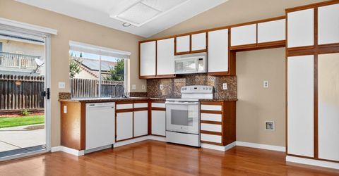 83 James Ct, Tracy, CA 95376 Photo