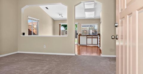 83 James Ct, Tracy, CA 95376 Photo