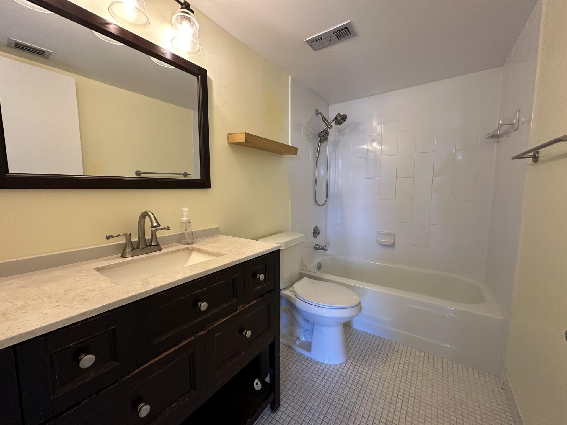 105 Paradise Harbour Boulevard, Unit 209, North Palm Beach, FL 33408 Photo