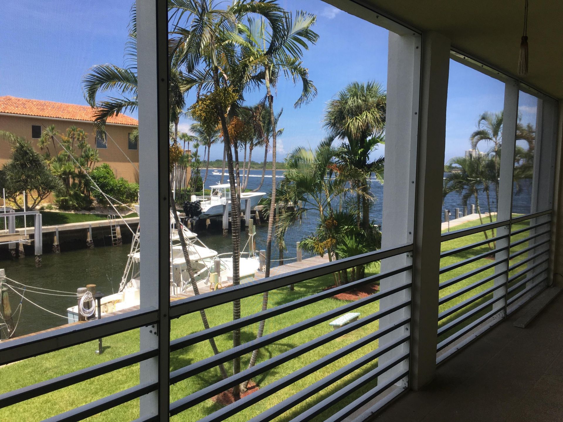 105 Paradise Harbour Boulevard, Unit 209, North Palm Beach, FL 33408 Photo