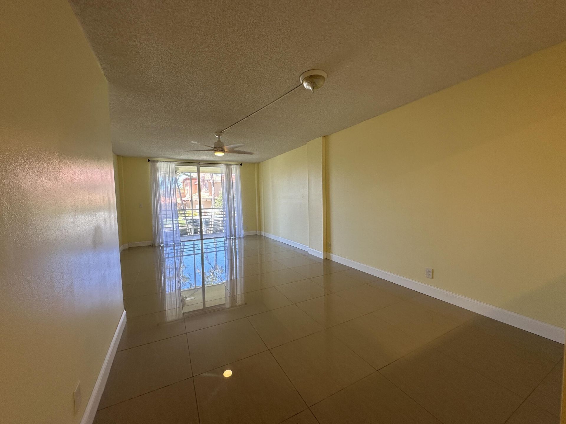 105 Paradise Harbour Boulevard, Unit 209, North Palm Beach, FL 33408 Photo