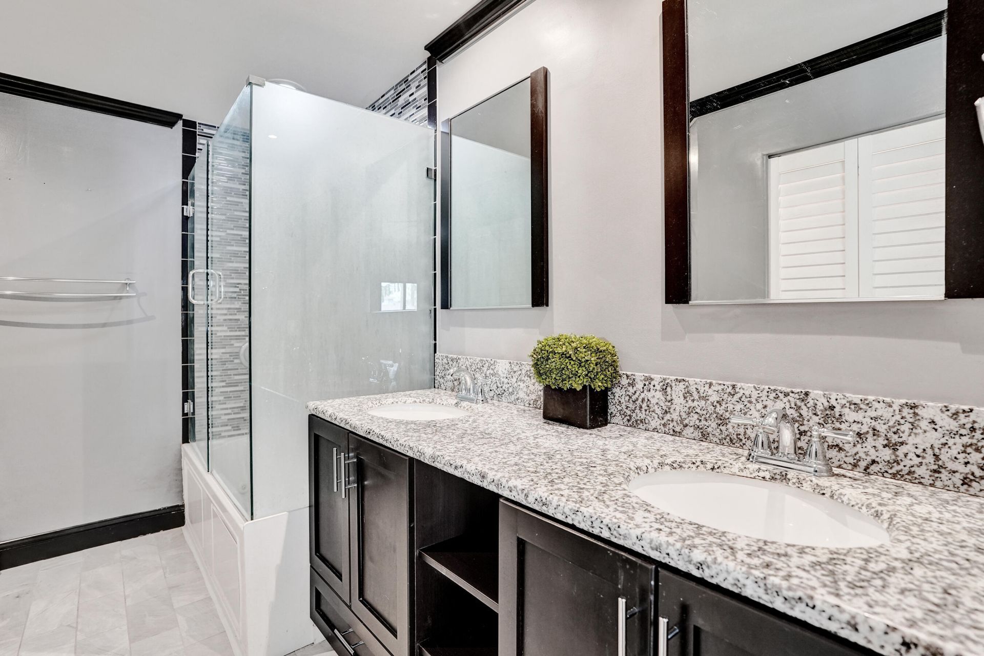 3080 S Oakland Forest Drive, Unit 101, Oakland Park, FL 33309 Photo