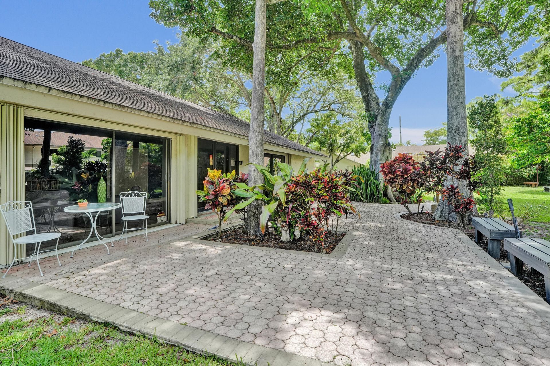 3080 S Oakland Forest Drive, Unit 101, Oakland Park, FL 33309 Photo