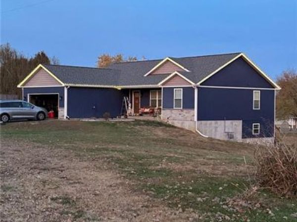 300 Chadrick Drive , Desloge, MO 63601