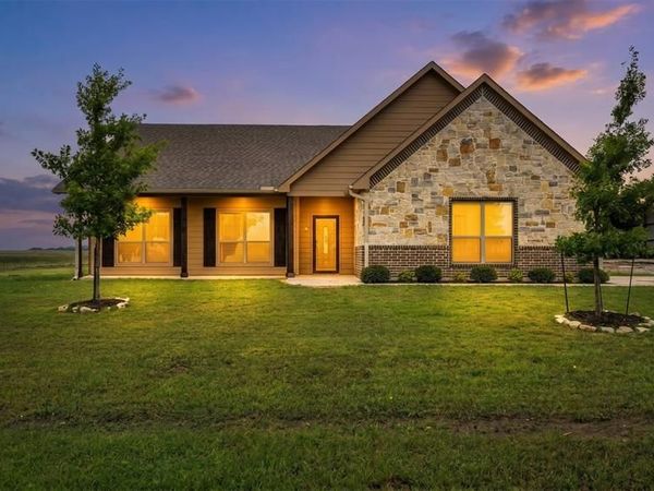 571 County Road 2830, Decatur, TX 76234