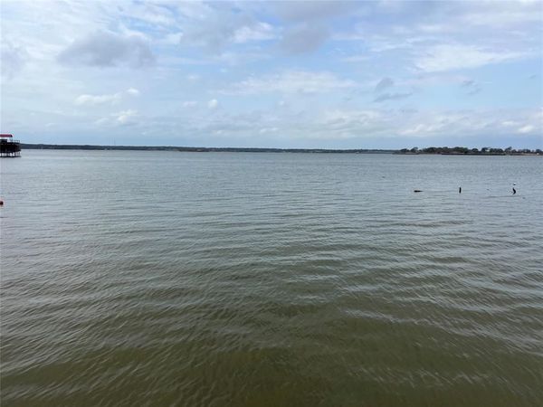 135 Island Park Drive , Gun Barrel City, TX 75156