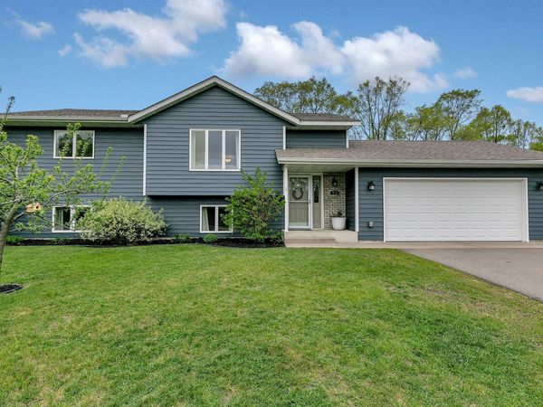 913 5th Avenue E, Sartell, MN 56377