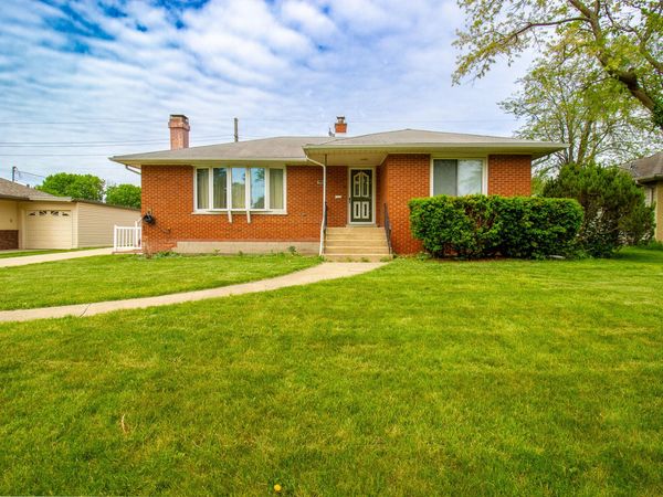 7920 Harrison Avenue , Munster, IN 46321